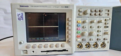 Osciloscopio Tektronix Tds3024b 200mhz 4 Canales