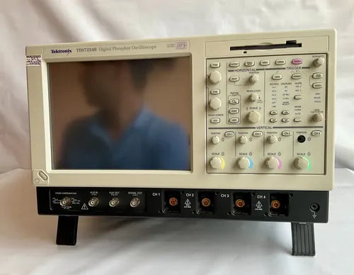 Osciloscopio Digital Tektronix Tds7254b 2.5ghz 20gs/s 4ch