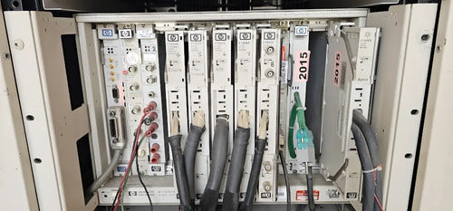Hp Agilent E1401b Vxi Mainframe Con Tarjetas E1472a E1460a