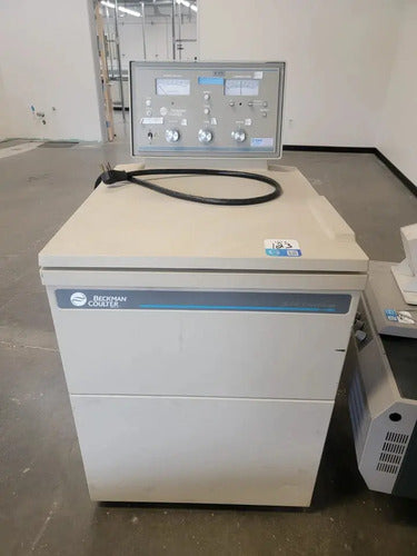 Centrifugadora Beckman Coulter J6-hc 208v 25a Modelo 360271 60hz