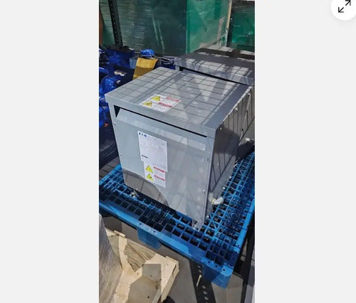 Transformador Eaton V48m24t1516 15kva 480v A 208y/120v Gris